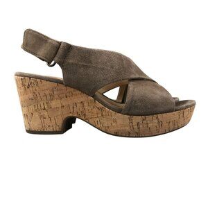 Clarks Women's Size 7M Maritsa Brown Suede Open Toe Slingback High Heel Sandals